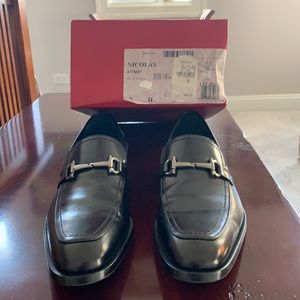 Salvatore Ferragamo/Black/Size 9